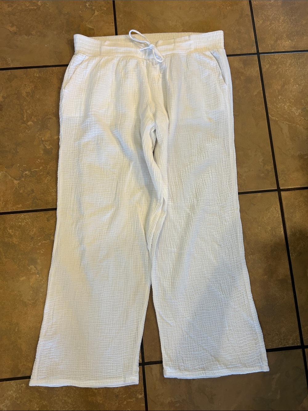 JM Collection White Wide Leg Waffle Knit Pants